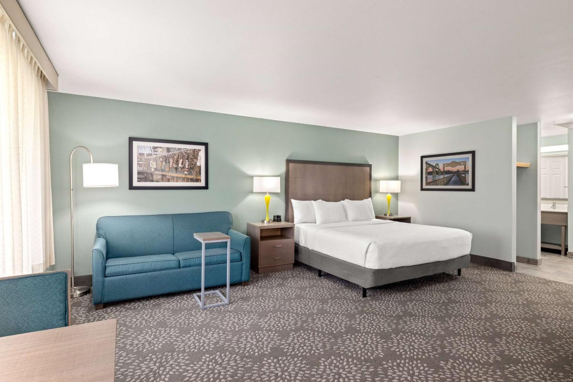 La Quinta By Wyndham Newport Hotel Kültér fotó
